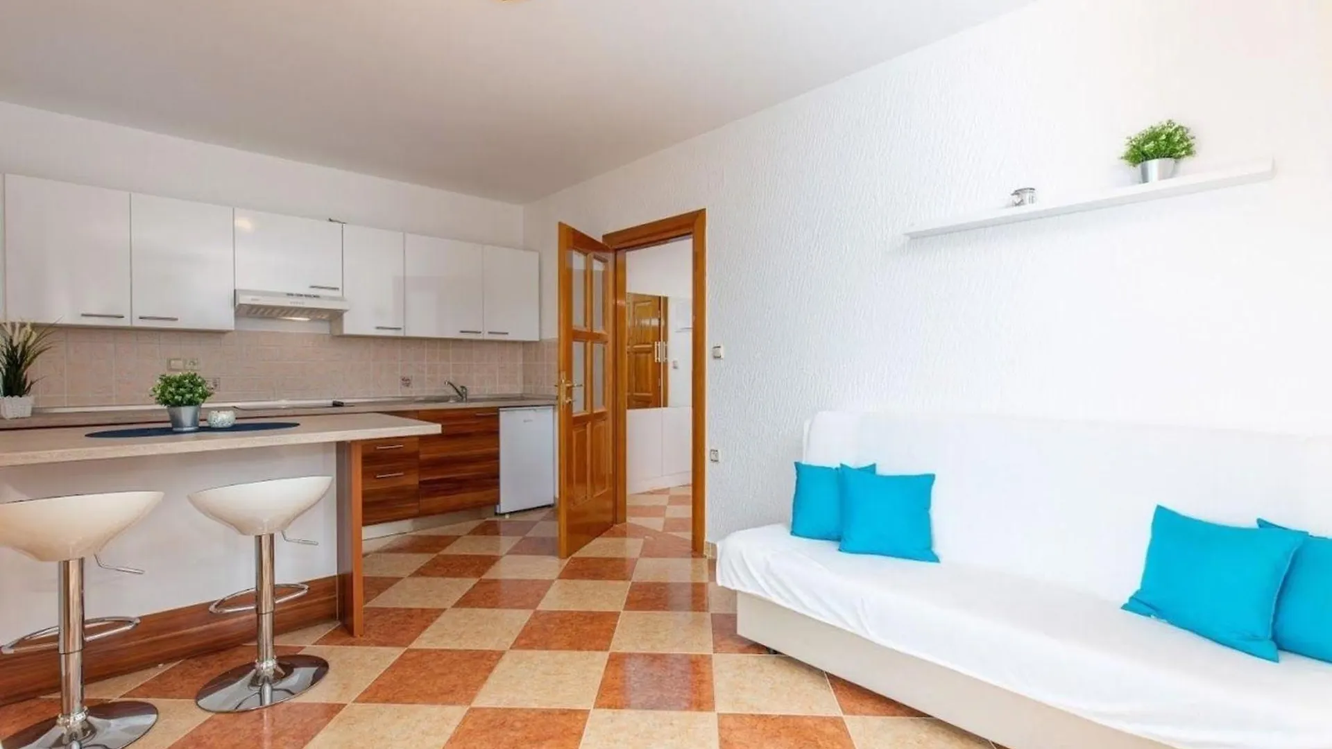 Appartement Mit Balkon Und Meerblick Dramalj Apartment